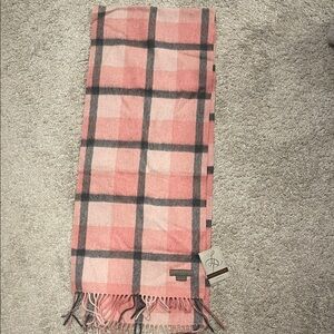 Stylish Pink Plaid Scarf by [Brand]